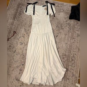 NWT LIONESS MAXI BOW DRESS